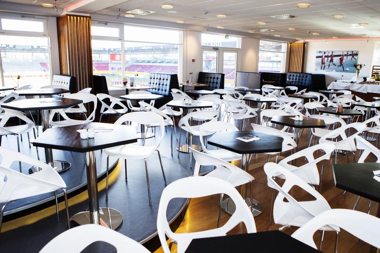Hotel Fc Nordsjaelland Фарум Екстер'єр фото