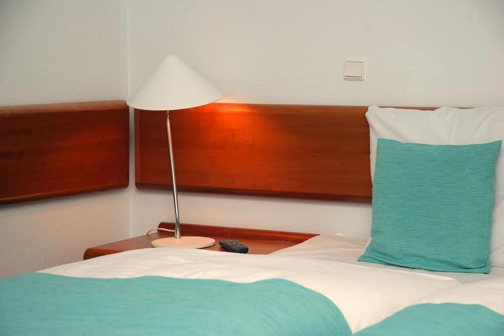 Hotel Fc Nordsjaelland Фарум Екстер'єр фото