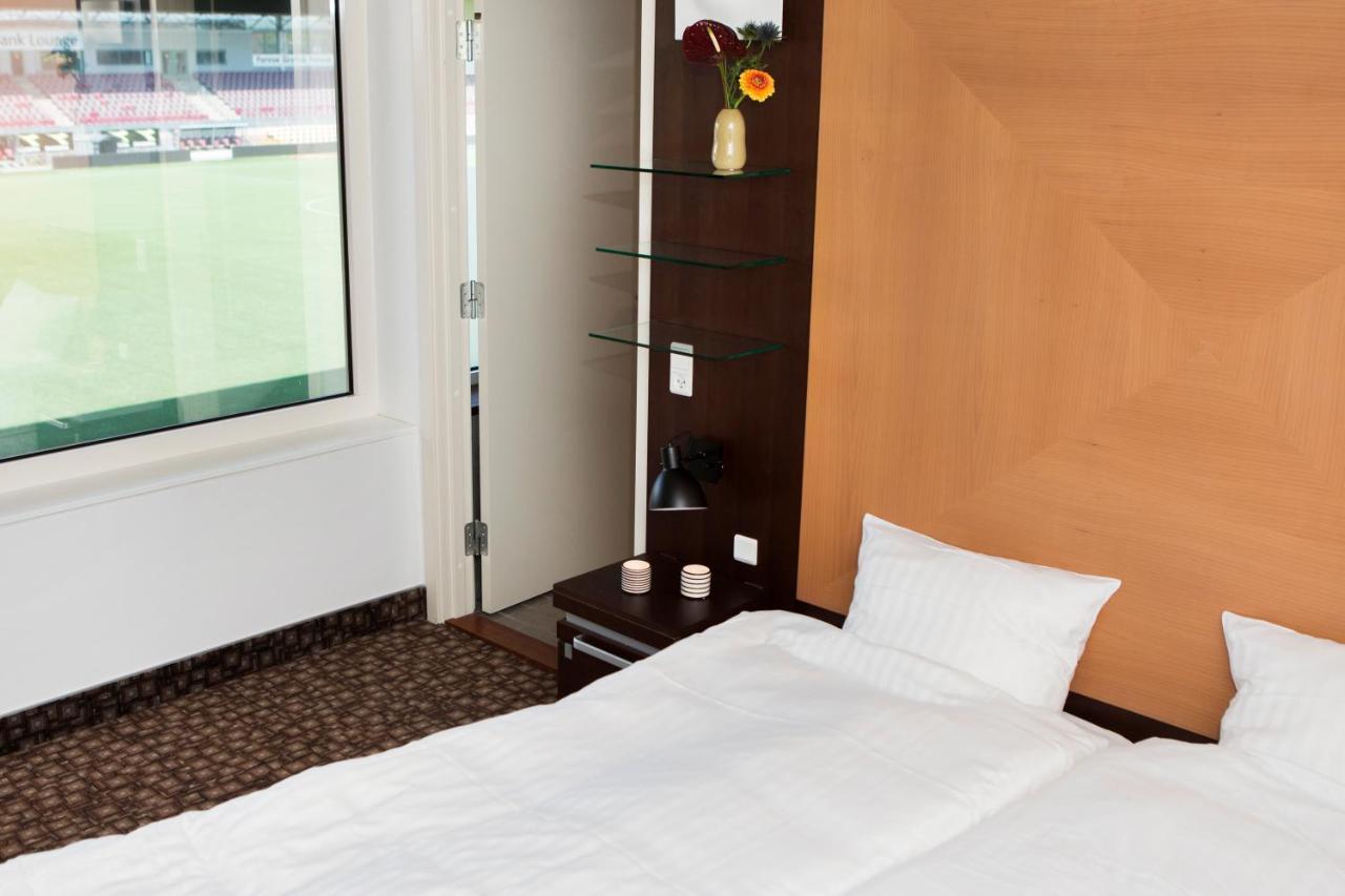 Hotel Fc Nordsjaelland Фарум Екстер'єр фото