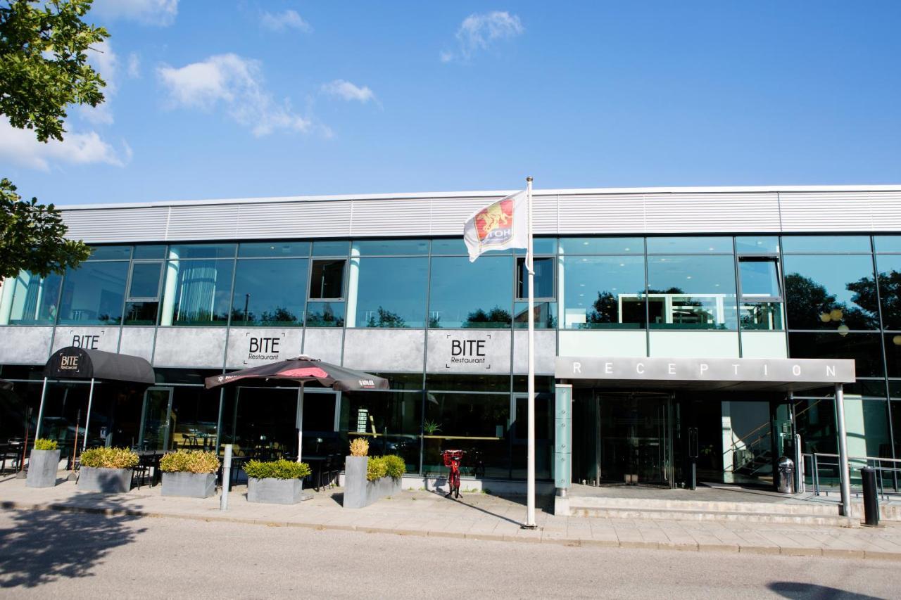 Hotel Fc Nordsjaelland Фарум Екстер'єр фото